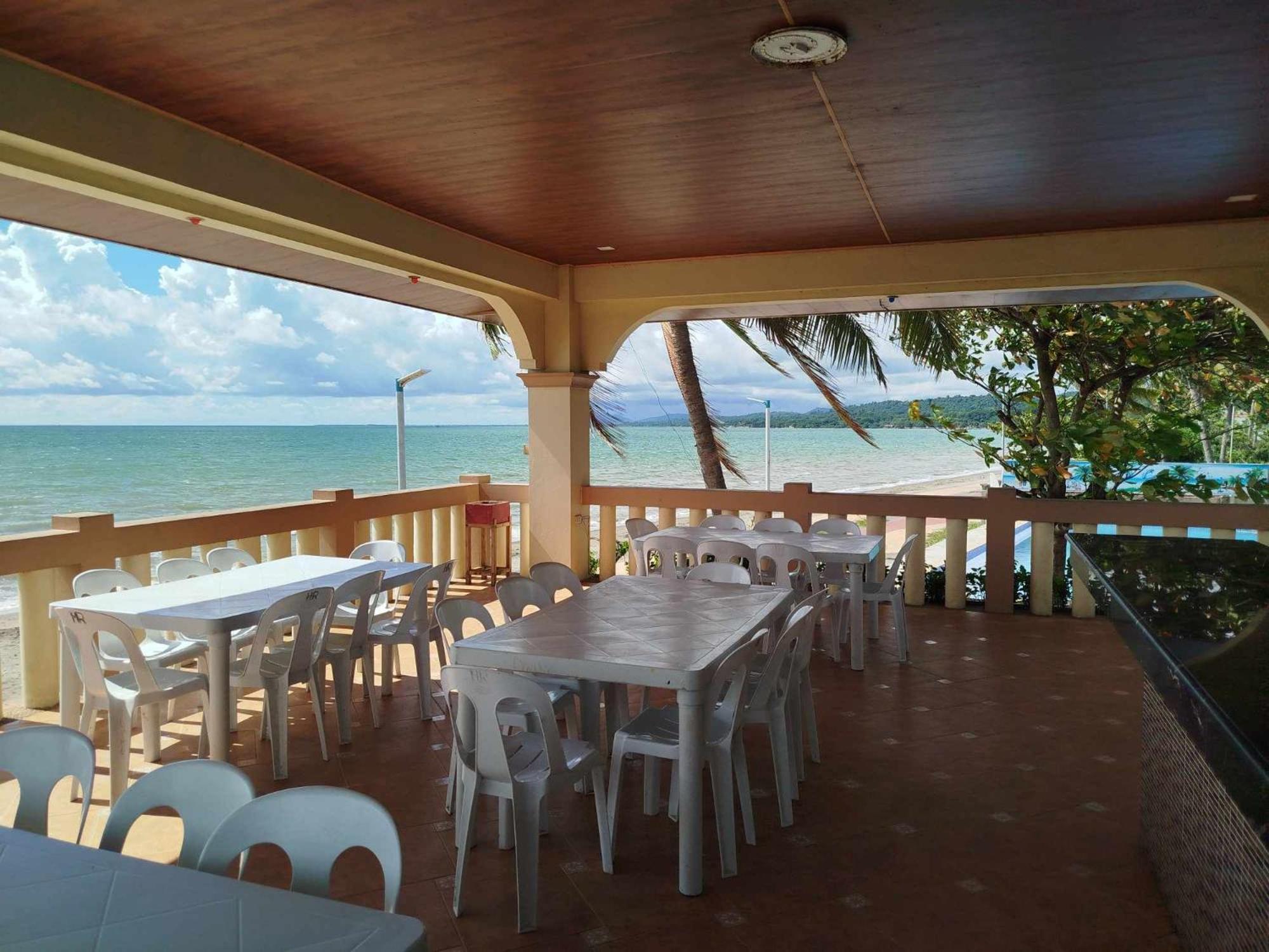 Happy Ripples Beach Resort Mabilao Exterior photo