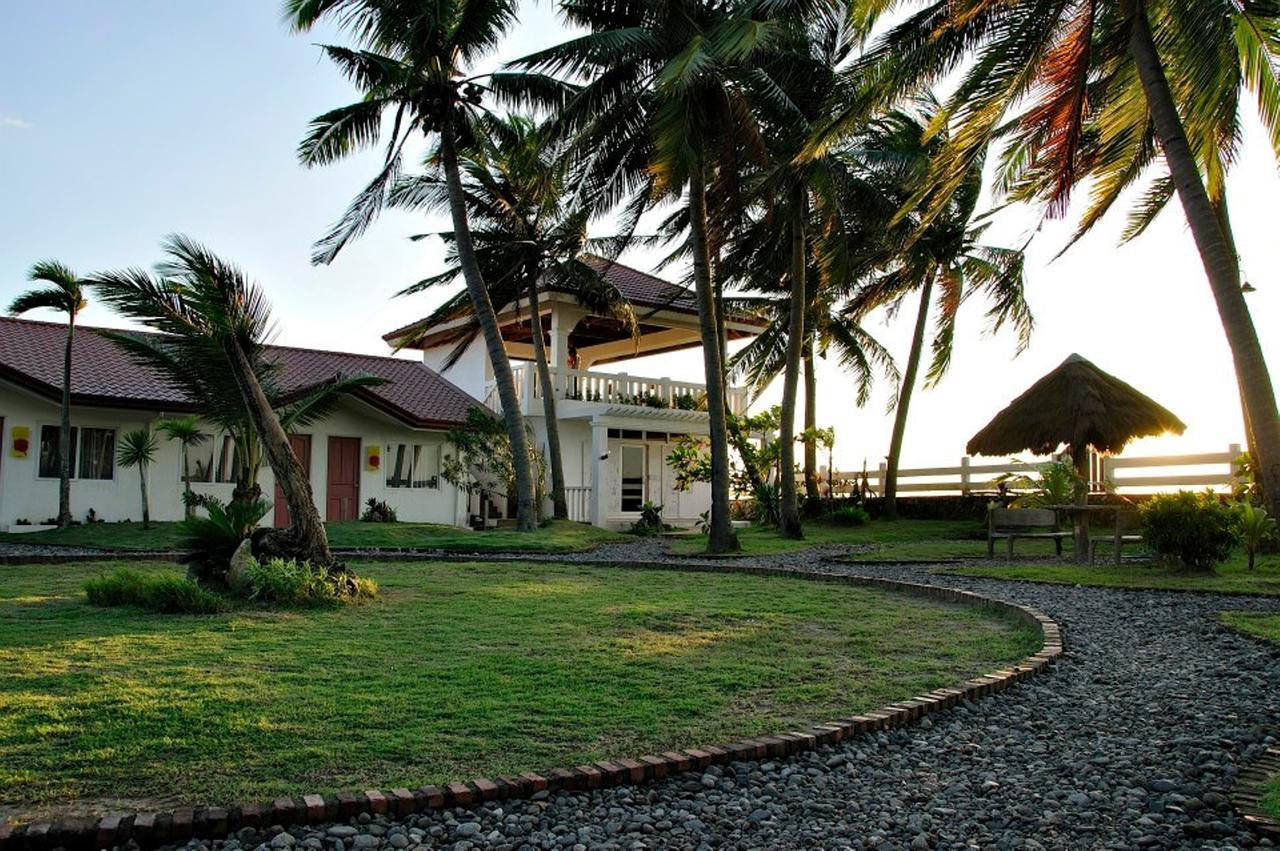 Happy Ripples Beach Resort Mabilao Exterior photo
