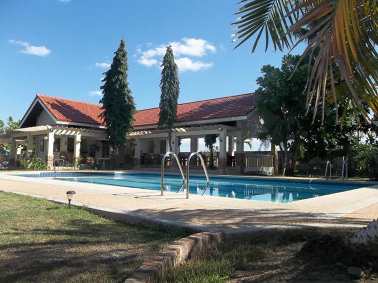 Happy Ripples Beach Resort Mabilao Exterior photo