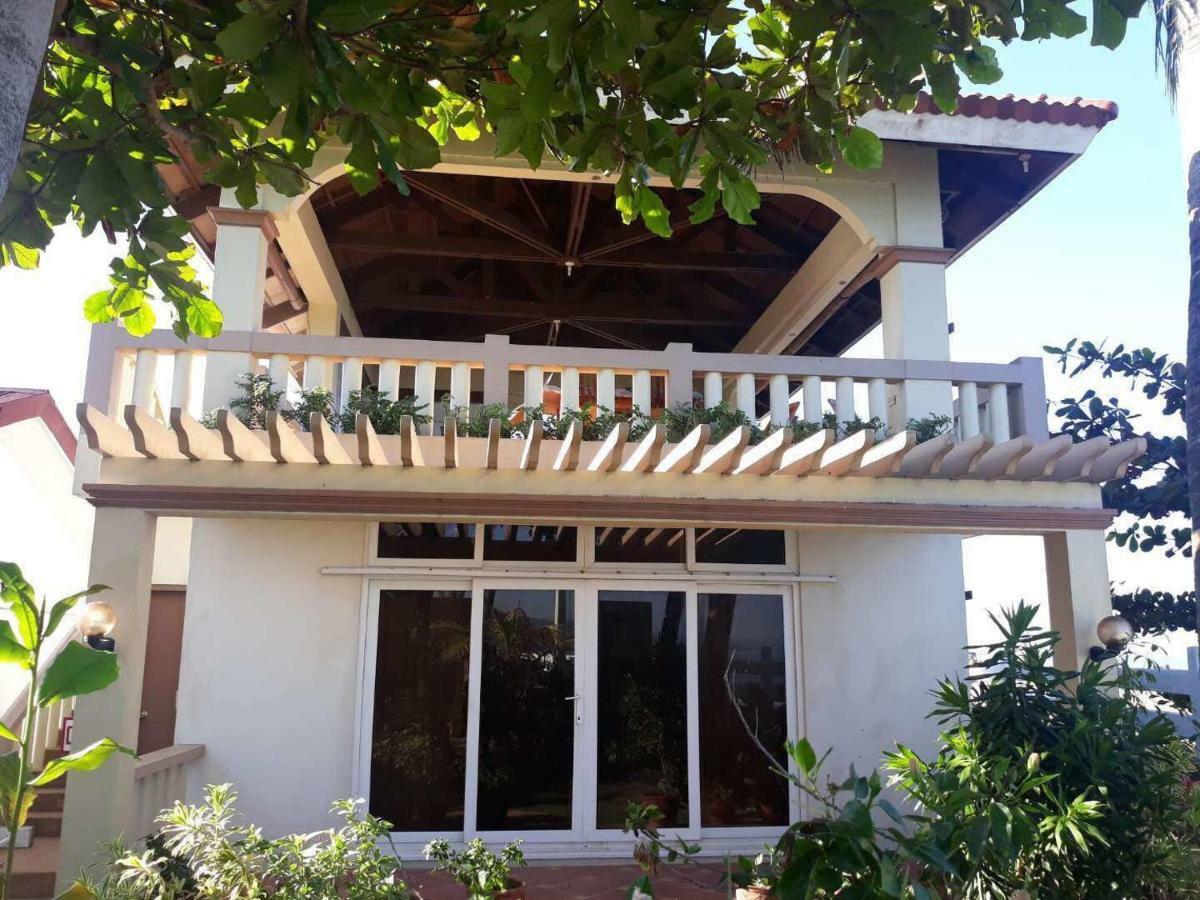 Happy Ripples Beach Resort Mabilao Exterior photo