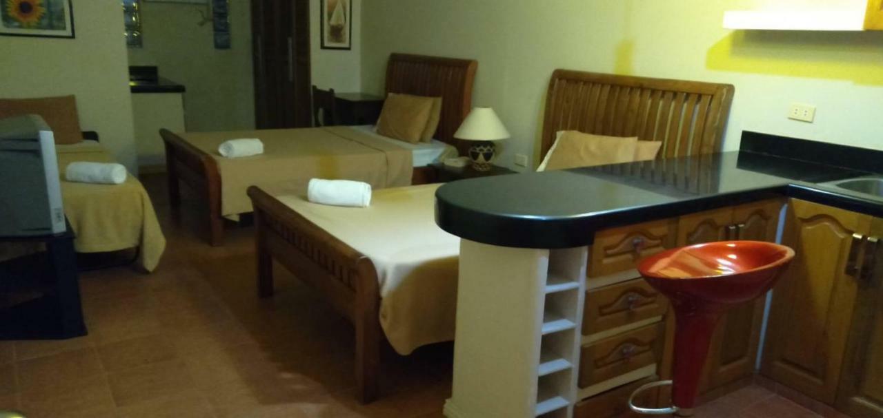 Happy Ripples Beach Resort Mabilao Exterior photo